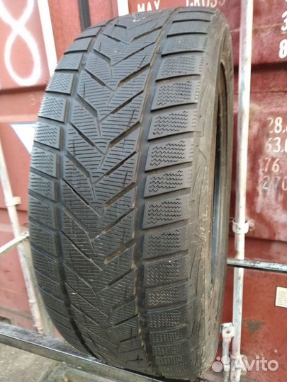 Vredestein Wintrac Xtreme S 275/45 R21