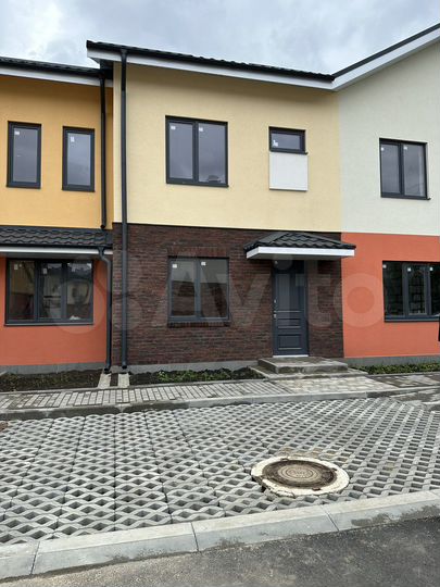 Таунхаус 84,3 м² на участке 1 сот.