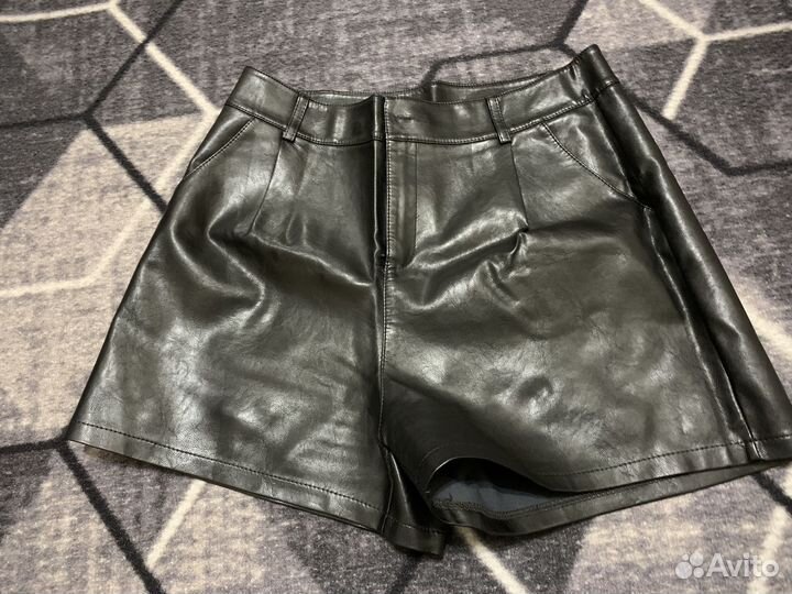 Шорты женские кожаные
