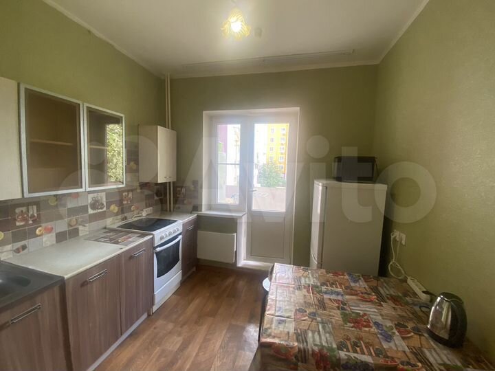 2-к. квартира, 52 м², 2/12 эт.