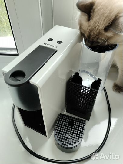 Капсульная кофемашина nespresso