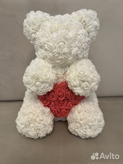 Медведь из роз