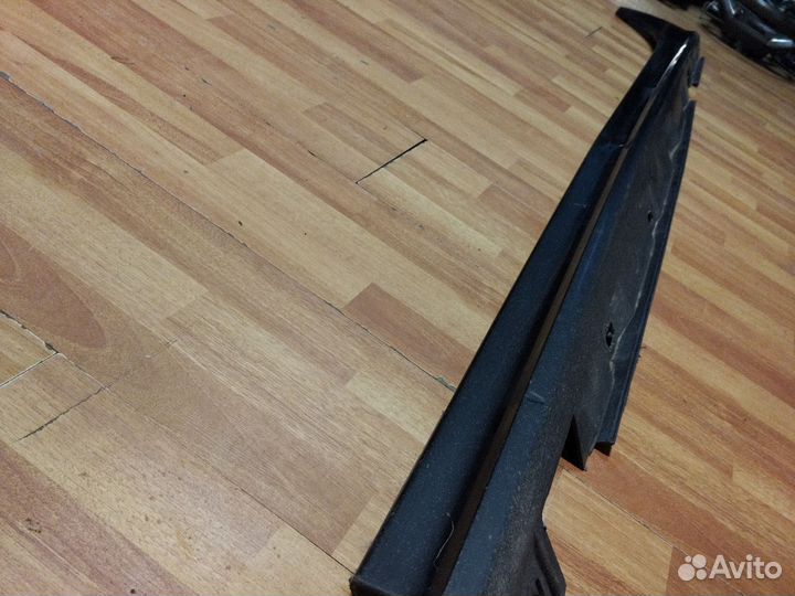 Накладка порога левая Audi A7 4G8 2010-2018