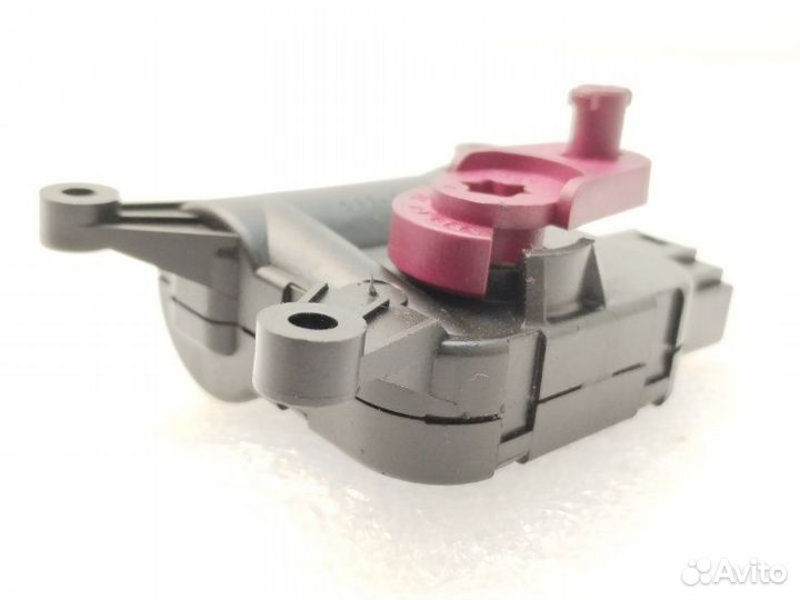 Сервопривод заслонок печки Volkswagen Tiguan 1 2.0