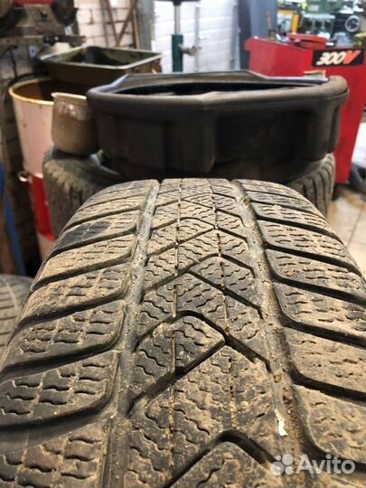 Pirelli Winter Sottozero 3 205/60 R17