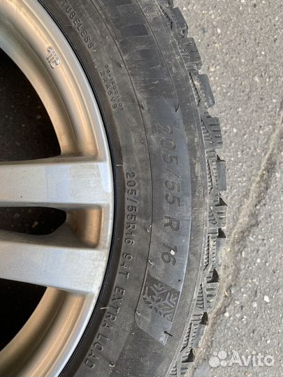 Michelin X-Ice North 4 205/55 R16 94T