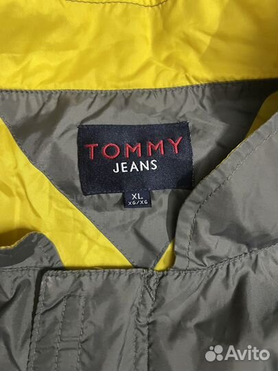 Легкая ветровка Tommy Jeans