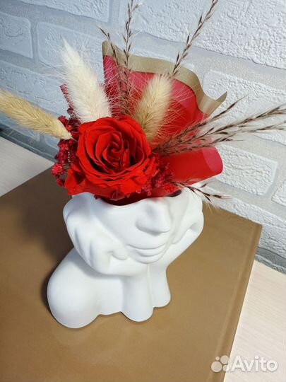 Мирр букет из стабилизированной розы и сухоцветов