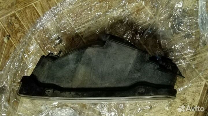 Тойота лэнд крузер 200 противотуманка