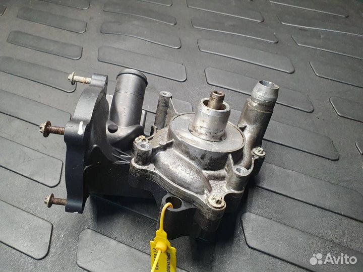 Водяная помпа Audi A8 D4/4H 2012 079121014F