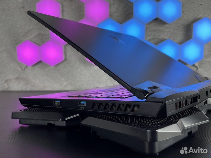 Игровой ноутбук MSI Leopard / RTX 3070 / i7