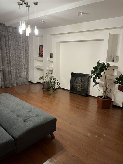 3-к. квартира, 114,8 м², 8/10 эт.