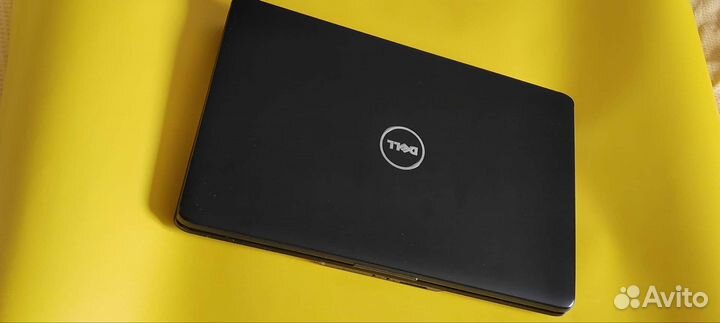 Ноутбук dell inspiron