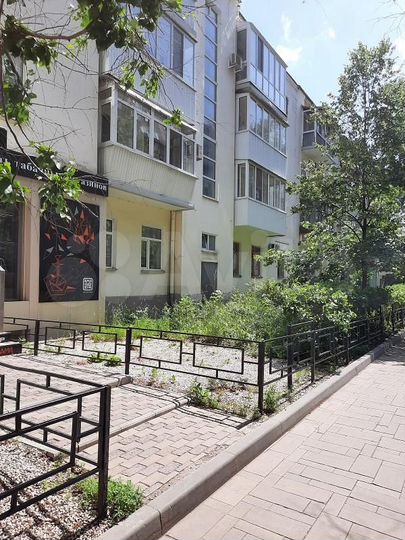 3-к. квартира, 50 м², 1/4 эт.