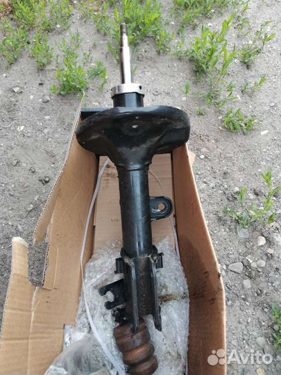 Передняя левая стойка Хендай Туссон