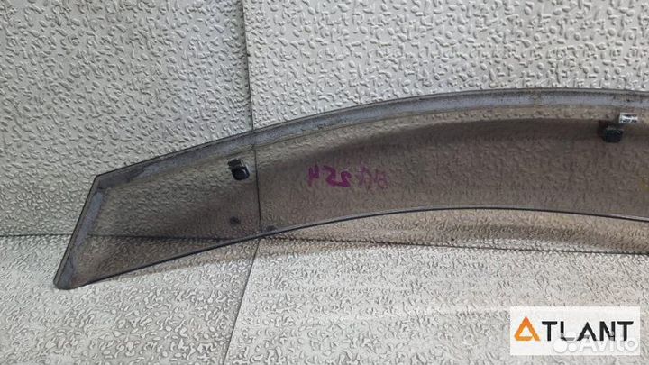 Ветровик передний правый nissan moco