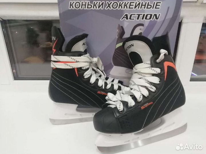 Коньки хоккейные