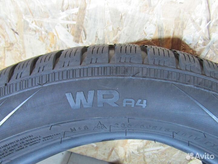 Nokian Tyres WR A4 235/50 R18