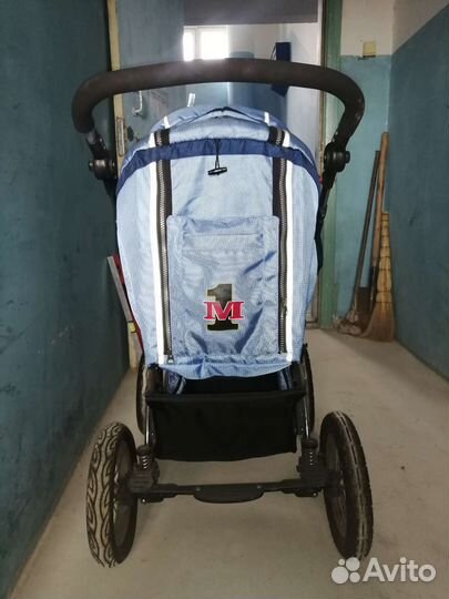 Прогулочная коляска