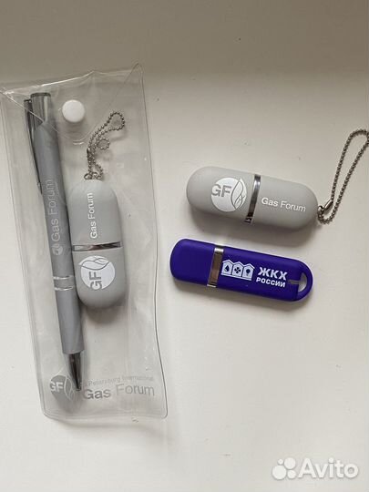 Новые USB флешки 8 гб и 4 гб