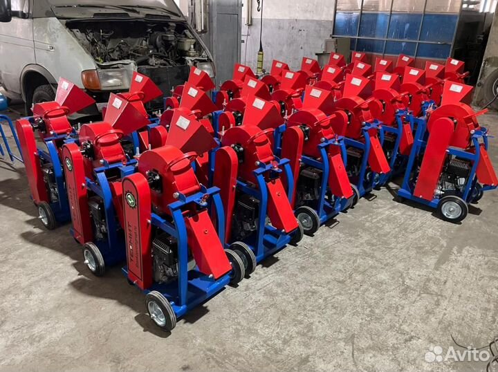 Измельчитель веток У-250 (бензиновый)