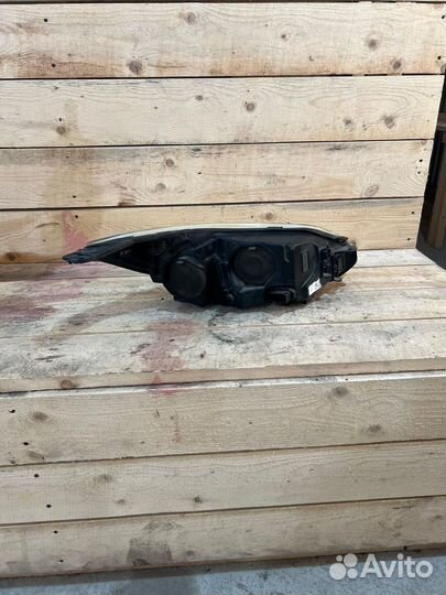 Передняя левая фара Форд Фокус 3