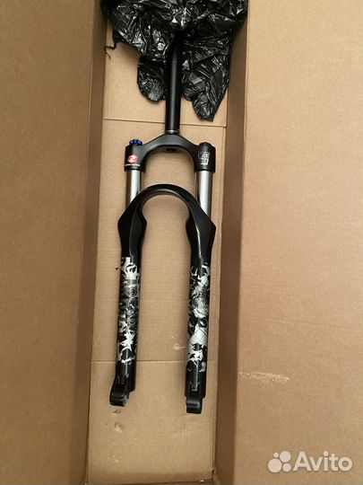 Вилка RockShox Argyle RC