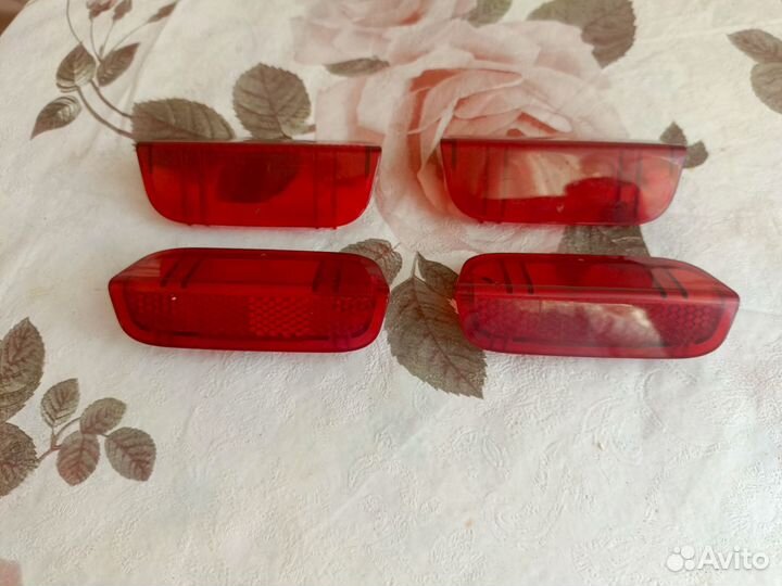 Отражатель в дверь Tiguan 1