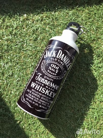 Бутылки для воды