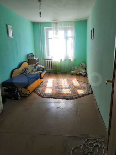 Доля в 2-к. квартире, 56,8 м², 3/5 эт.