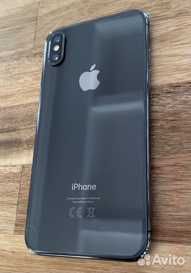iPhone X в отличном состоянии