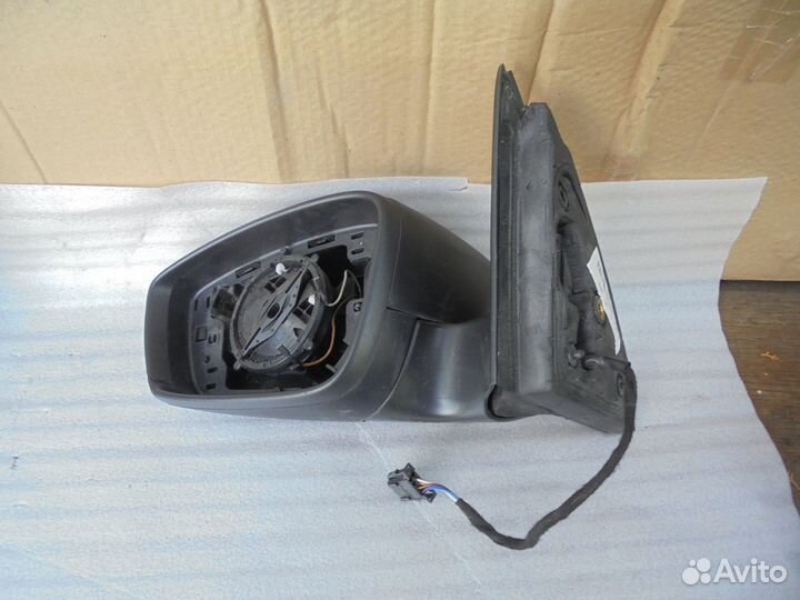 Зеркало левое без повторителя Skoda Rapid 1