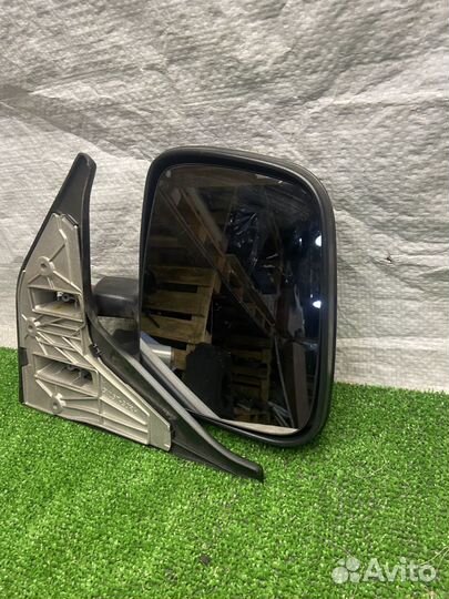 Боковое зеркало левое mercedes sprinter