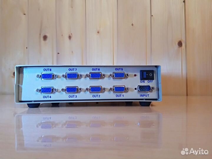 Разветвитель VGA на 8 мониторов