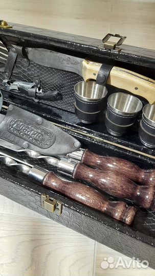 Подарочный шашлычный набор шампуров в кейсе