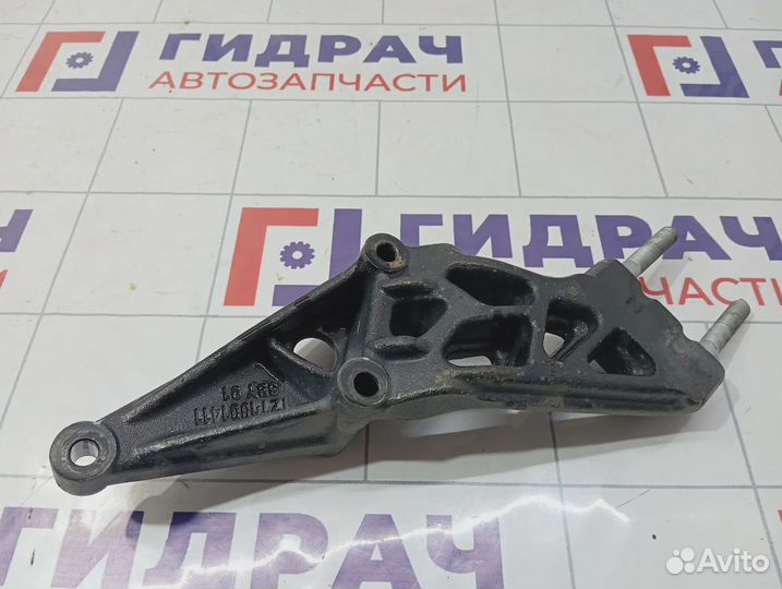 Кронштейн двигателя правый Chery Tiggo 4 T211001411