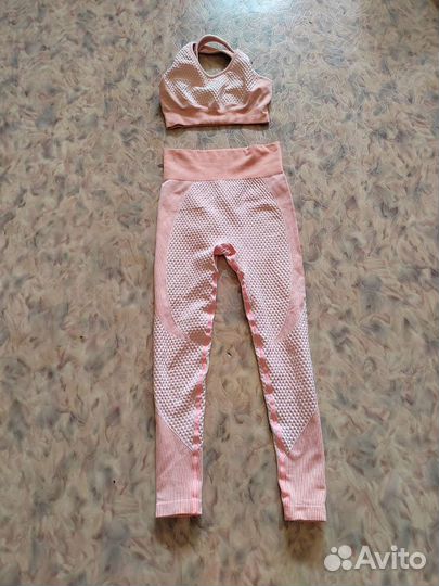 Спортивный костюм женский 42р