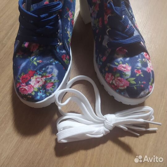 Женская обувь 37 размер