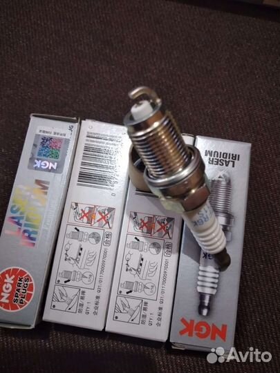 Свечи зажигания иридиевые NGK для honda