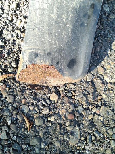 Крыло переднее правое ваз 2114