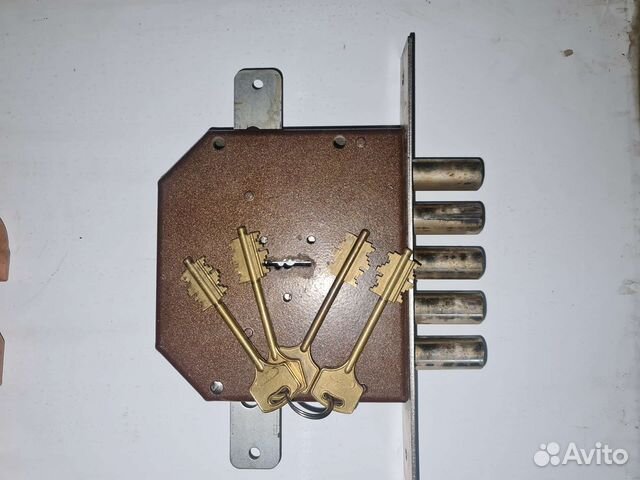 Замок гаражный внутренний