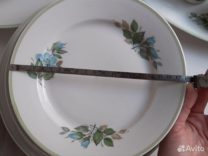 Набор столовой посуды на 6 персон