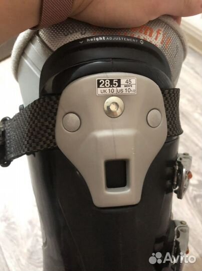 Горнолыжные ботинки