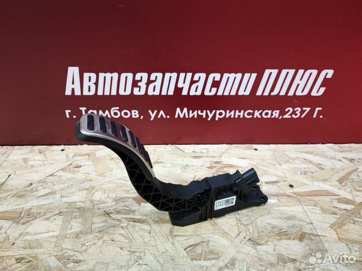 Педаль газа Volkswagen Polo