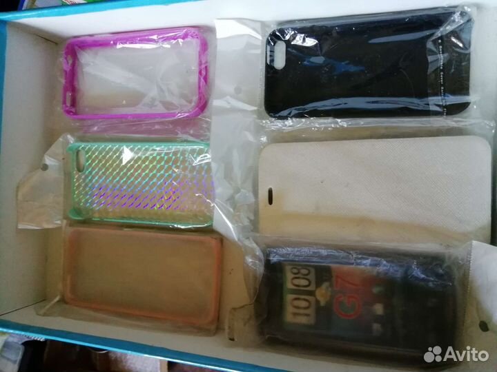 Чехлы на телефон