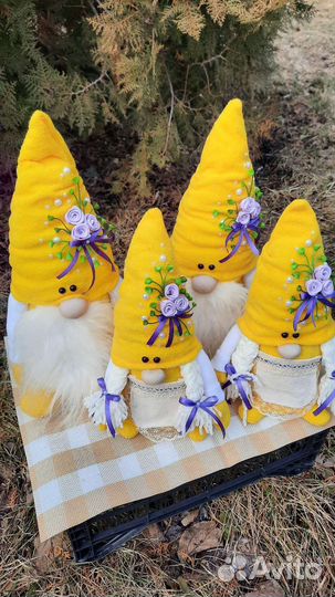 Весенние гномы