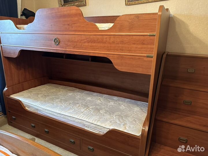 2-х ярусная бу кровать «Голета»