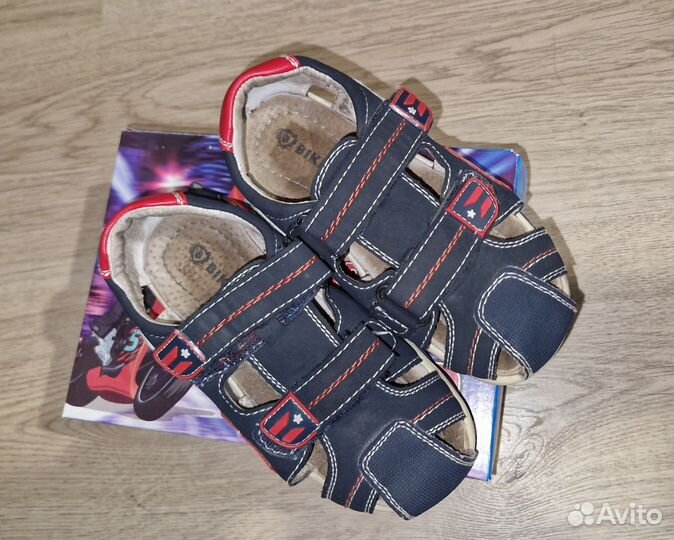 Сандалии детские для мальчиков 29 р
