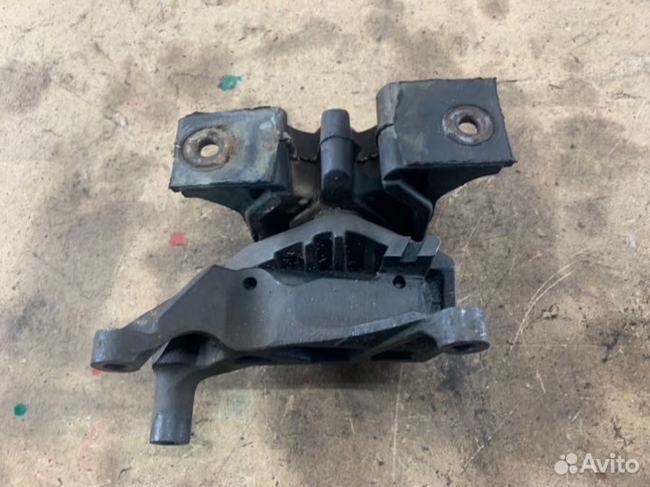 Опора двигателя правая Opel Meriva универсал 1.6