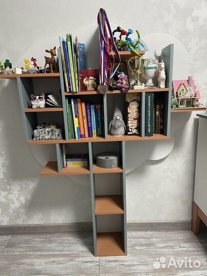 Стеллаж для книг детский